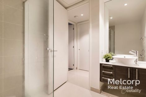 Property photo of 1610/318 Russell Street Melbourne VIC 3000
