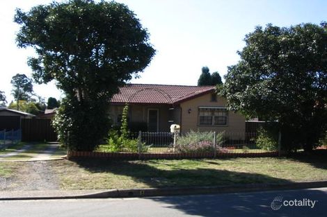 8 Kavieng Ave, Whalan, NSW 2770