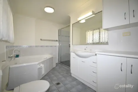 Property photo of 11 Thornton Court Bouldercombe QLD 4702