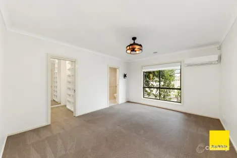 Property photo of 19 Wild Terrace Bungendore NSW 2621