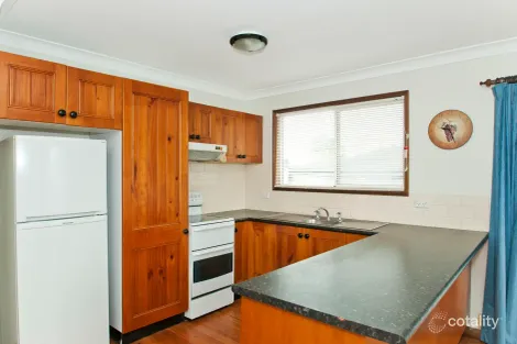 Property photo of 53 Kapooka Avenue Dapto NSW 2530