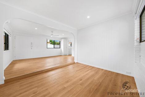 Property photo of 2/20 Nundah Avenue Miami QLD 4220