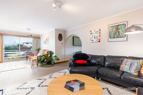 Property photo of 3 Loatta Road Lindisfarne TAS 7015