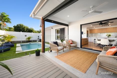 Property photo of 2 Kilcoy Place Helensvale QLD 4212
