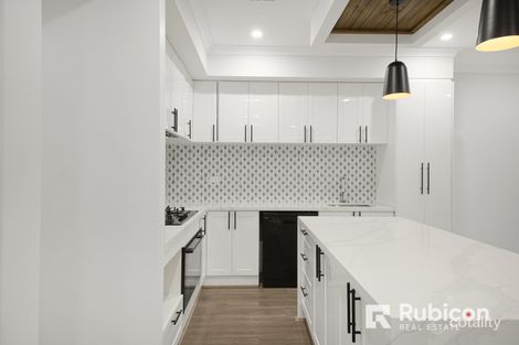 Property photo of 13 Centinela Street Tarneit VIC 3029