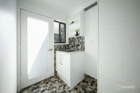 Property photo of 20 Jesmond Road Helensvale QLD 4212