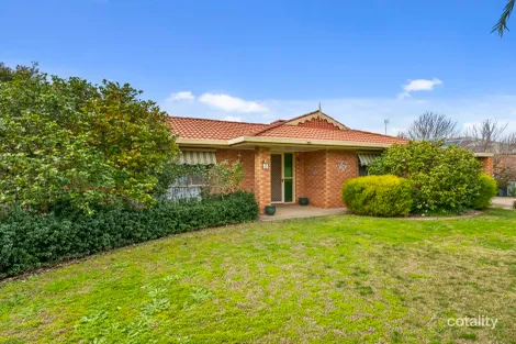 8 ANDERSON ST, FINLEY, NSW 2713