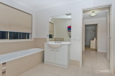 Property photo of 76 Diamantina Crescent Fitzgibbon QLD 4018