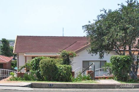 13 Second Ave N, Warrawong, NSW 2502