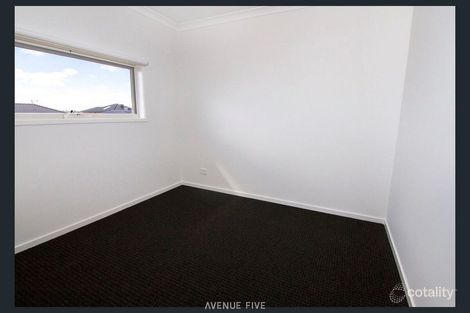 Property photo of 9 Roosevelt Road Mount Duneed VIC 3217