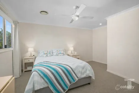 Property photo of 32/11 Tripcony Place Wakerley QLD 4154