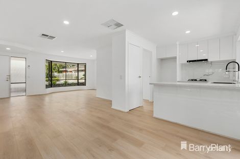 Property photo of 2 Neil Court Mulgrave VIC 3170
