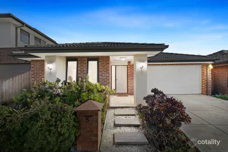 5 WESTON ST, MICKLEHAM, VIC 3064