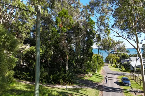 26 Orana St, Macleay Island, QLD 4184