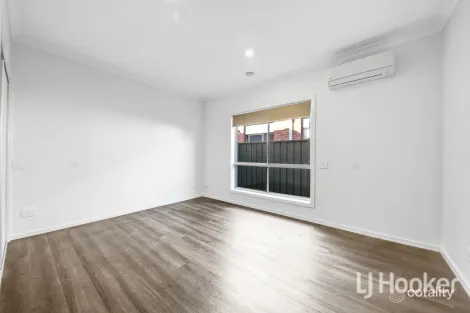 Property photo of 48 Wallangara Boulevard Harkness VIC 3337