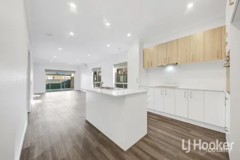 Property photo of 48 Wallangara Boulevard Harkness VIC 3337