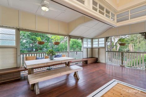 35 Frobisher St, Ashgrove, QLD 4060