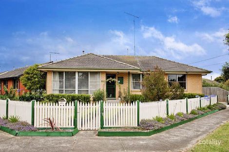 204 St Albans Rd, Breakwater, VIC 3219