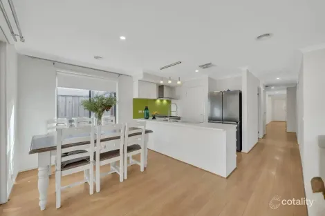 Property photo of 24 Haystack Drive Truganina VIC 3029