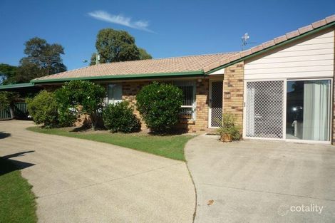 1/2 Pamela Ct, Labrador, QLD 4215