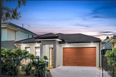 Property photo of 27 Waler Circuit Clyde North VIC 3978
