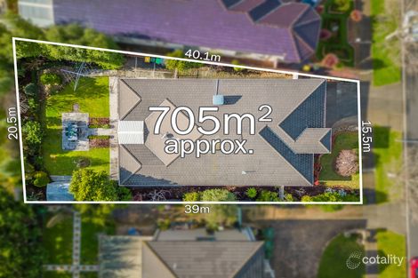 Property photo of 7 Kinnaird Court Taylors Lakes VIC 3038