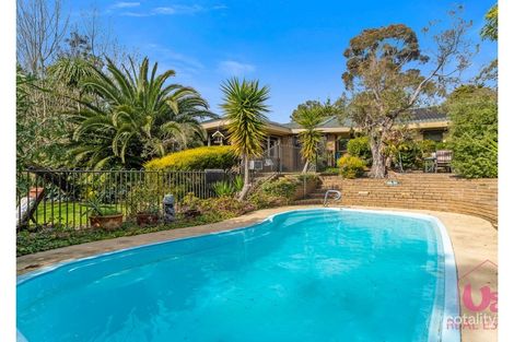 Property photo of 12 Sunset Crescent Mount Eliza VIC 3930
