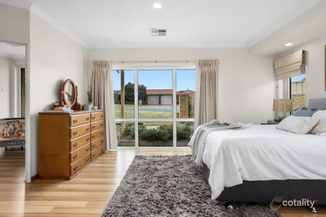 Property photo of 9 Kearsley Rise Murdoch WA 6150