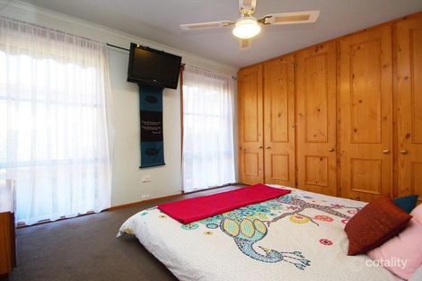 Property photo of 41 Lyndhurst Road Gladstone Park VIC 3043