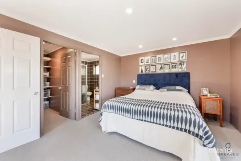 Property photo of 20 The Boulevarde Avoca QLD 4670