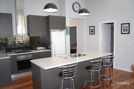 Property photo of 6 Chanro Court Bonnie Doon VIC 3720