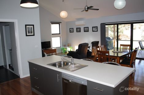 Property photo of 6 Chanro Court Bonnie Doon VIC 3720