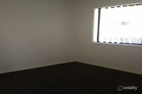 Property photo of 8 Bombo Court Blacks Beach QLD 4740