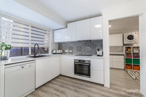 Property photo of 35/20 St Kevins Avenue Benowa QLD 4217