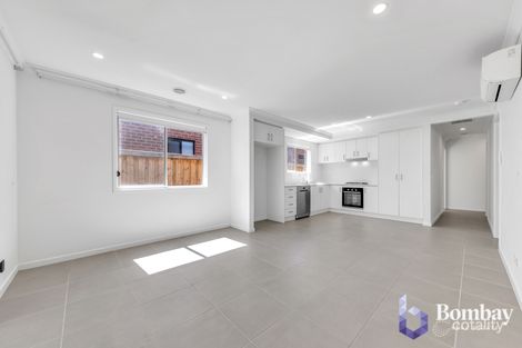 Property photo of 20 Adelaide Circuit Donnybrook VIC 3064