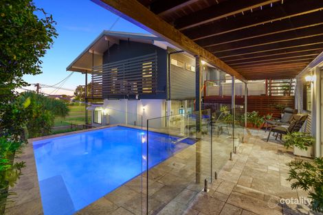 Property photo of 18 Raby Esplanade Ormiston QLD 4160