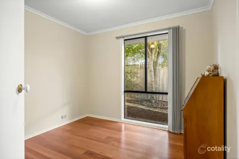 Property photo of 87 Marie Crescent Wendouree VIC 3355