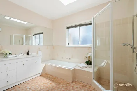 Property photo of 15 Mary Street Beacon Hill NSW 2100