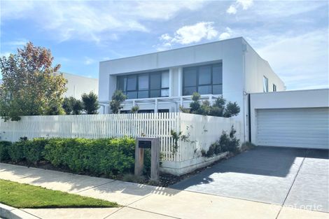 Property photo of 43 Villa Road Springvale VIC 3171