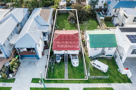 Property photo of 11 Stewart Parade Manly QLD 4179