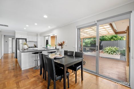 Property photo of 2 Vista Crescent Rowville VIC 3178