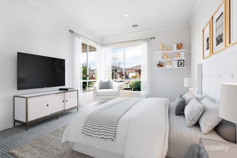 Property photo of 11 Noorat Place Cranbourne North VIC 3977