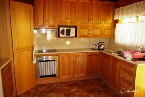 Property photo of 4 Edgewater Place Lamb Island QLD 4184