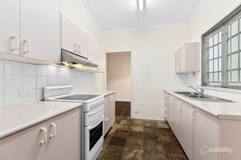 Property photo of 12 Raglan Street St Lucia QLD 4067