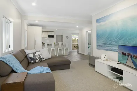 56a Rickard Rd, North Narrabeen, NSW 2101
