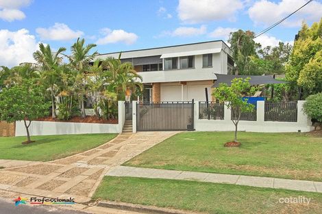 26 Coleridge St, Stafford Heights, QLD 4053