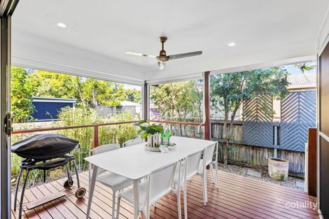 Property photo of 2/74 Guineas Creek Road Currumbin Waters QLD 4223