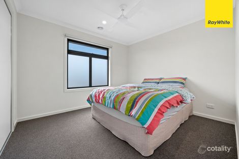 Property photo of 47 Sandygate Circuit Strathtulloh VIC 3338