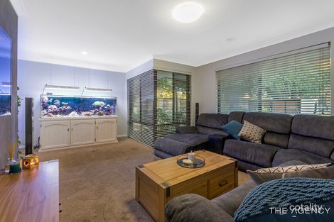 Property photo of 2 Kingston Close Heathridge WA 6027