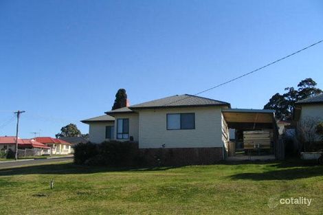 12 Jemima St, Unanderra, NSW 2526